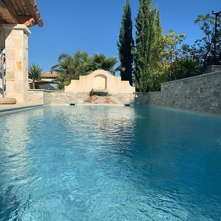 Les 4 Elements Panzió Tourrettes-sur-Loup Kültér fotó
