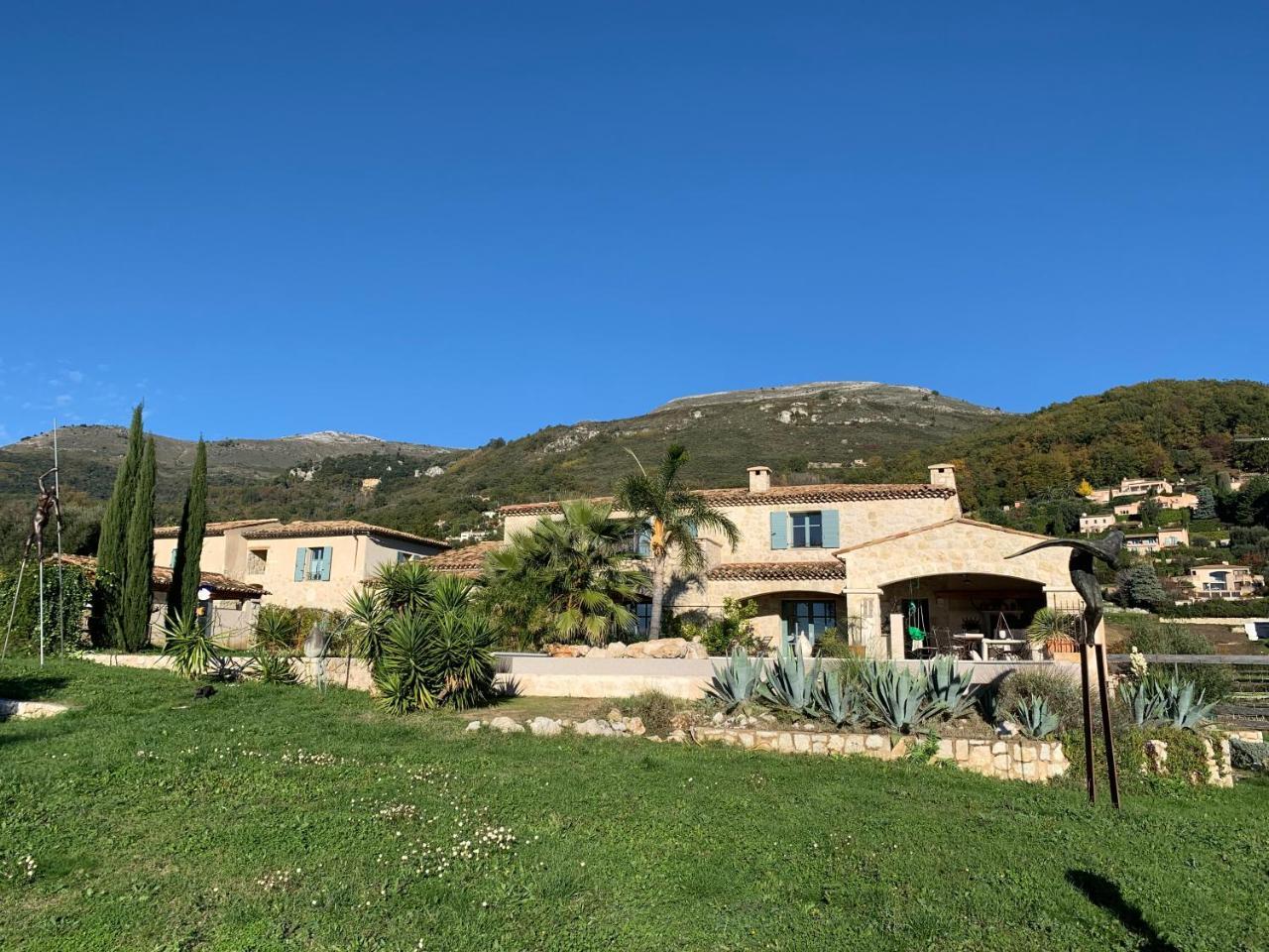 Les 4 Elements Panzió Tourrettes-sur-Loup Kültér fotó